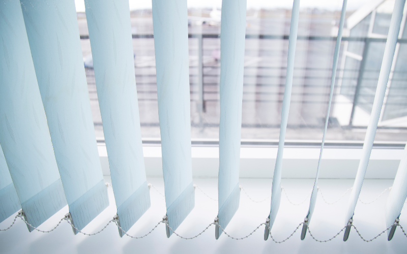 beli vertical blinds