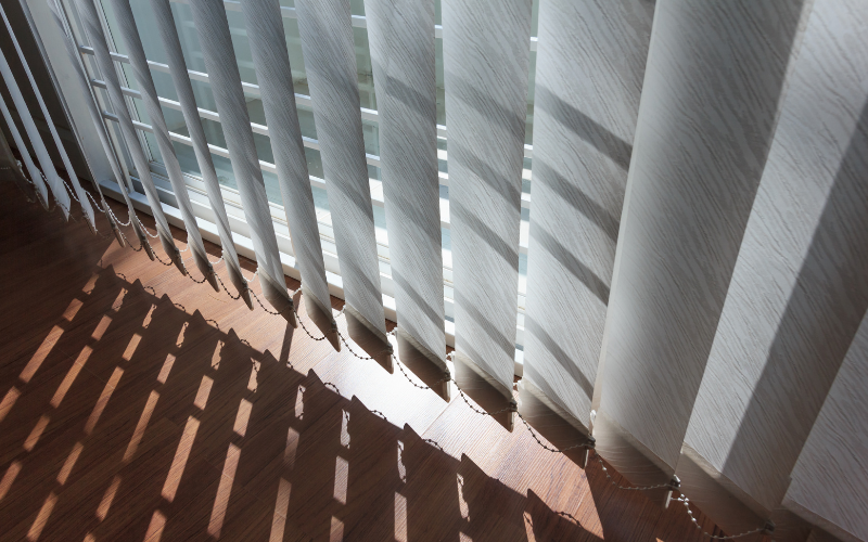 pusat vertical blinds