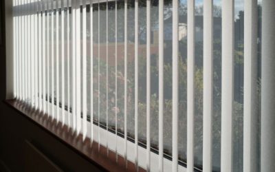 Kelebihan Vertical Blind untuk Penggunaan Indoor dan Outdoor