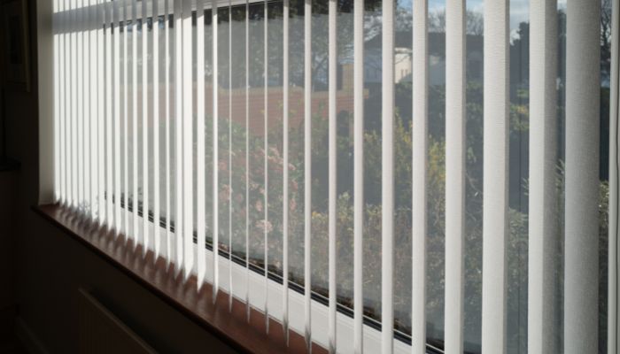 kelebihan vertical blind